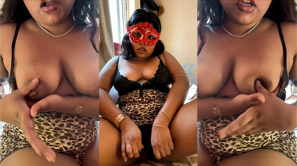 Desi Girl Masturbates and Sucks Toes on Stripcam